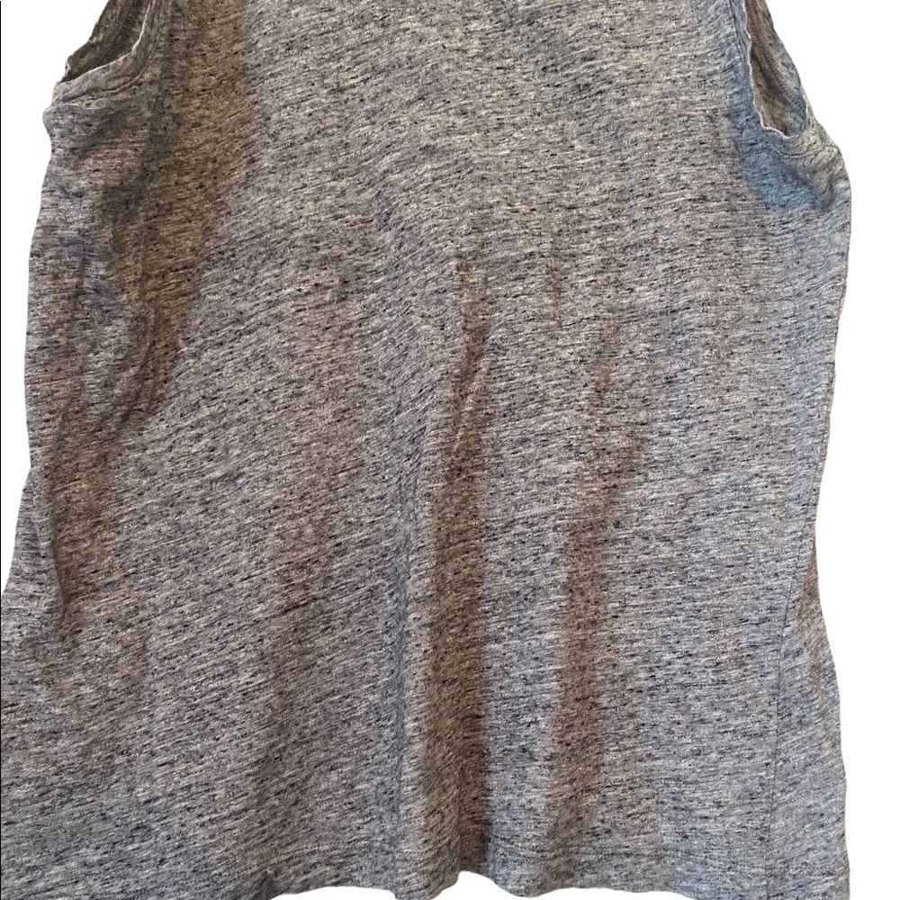 Madewell Sleeveless Gray Tee - Picture 6 of 9